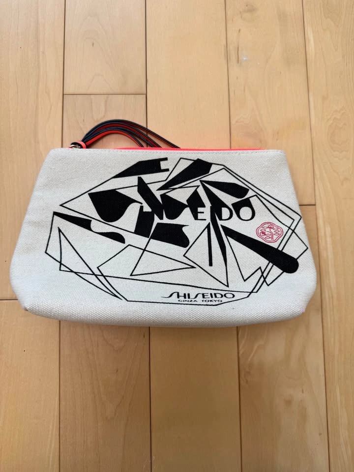 BRAND NEW Shiseido Canvas Makeup/Toiletry Bag - photo 2