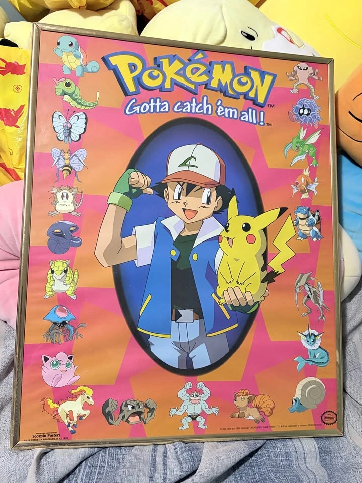 1999 Ash Poké Ball and 1998 Pokémon 150 Posters - photo 3
