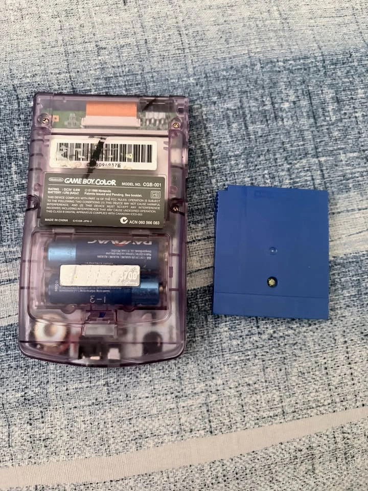 Nintendo Game Boy Color Atomic Purple (1998) and Pokémon Blue Ve - photo 2