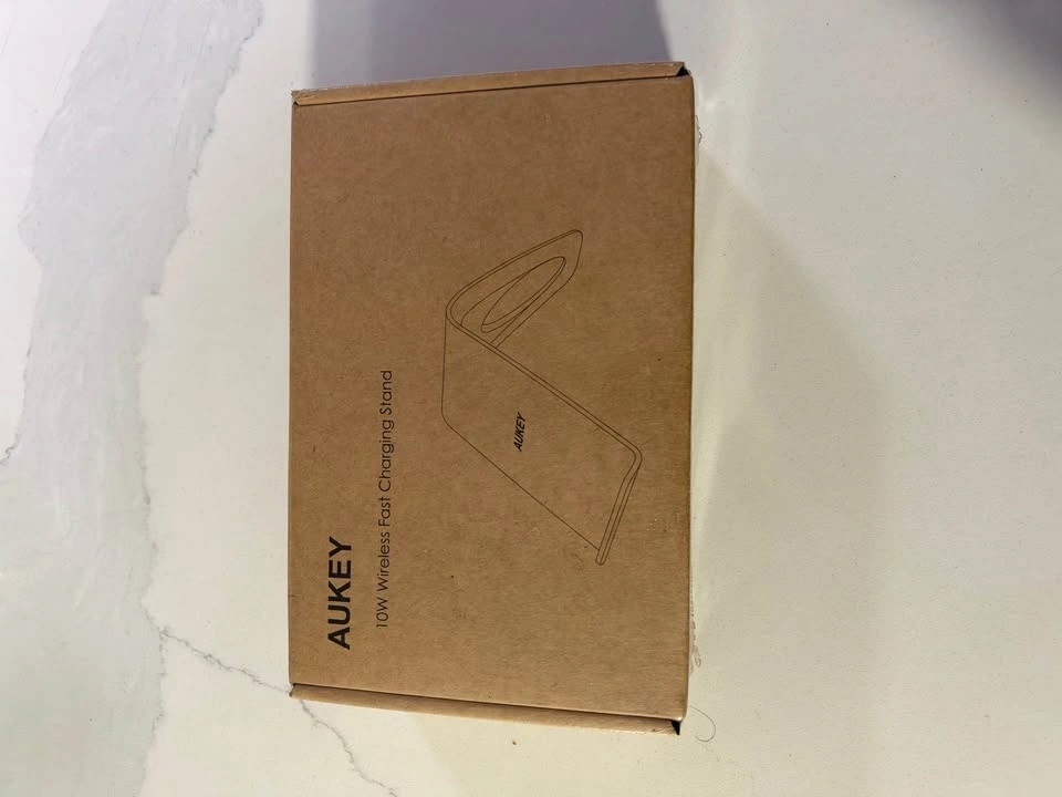 NEW Wireless Charging Stand - photo 2