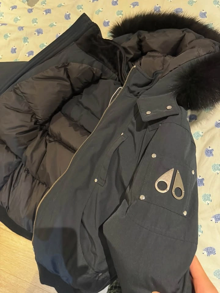 Black Moose Knuckles Original Ballistic Down Bomber XL Kids - photo 4