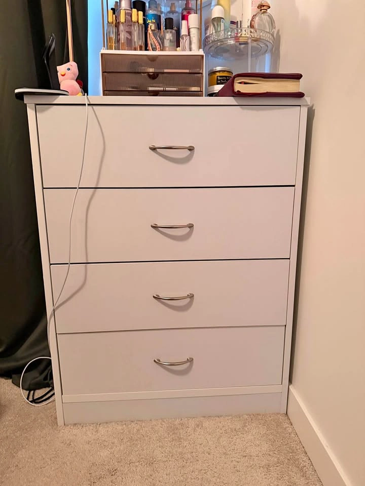 White 4-Drawer Dresser