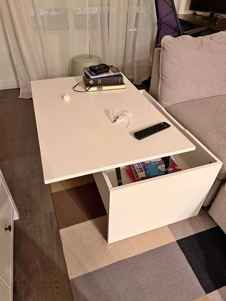 White Lift-Top Coffee Table