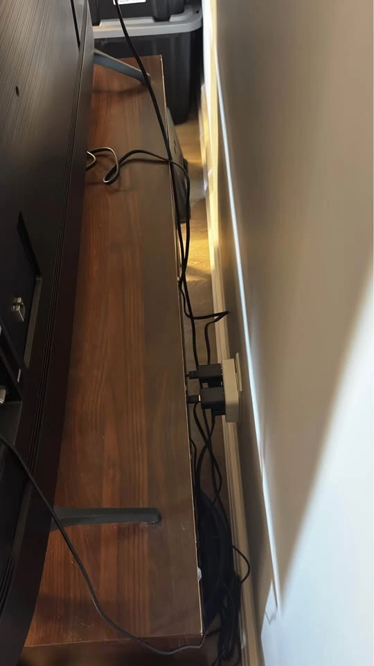 Tv Bench - photo 5
