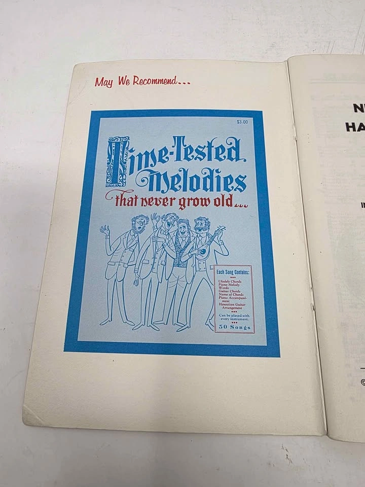 1954 New Standard HARMONICA Book - Instructions 200 Songs - photo 3