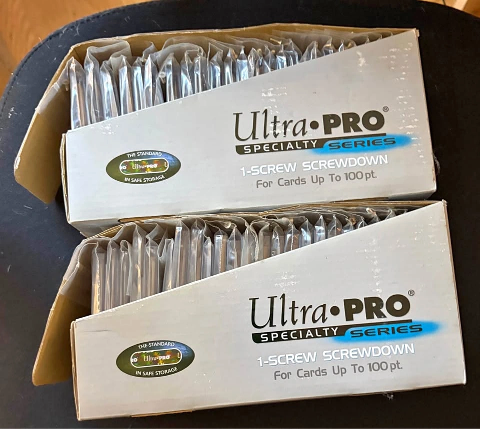 Ultra PRO Specialty Series 1-Screw Screwdown Card Holders