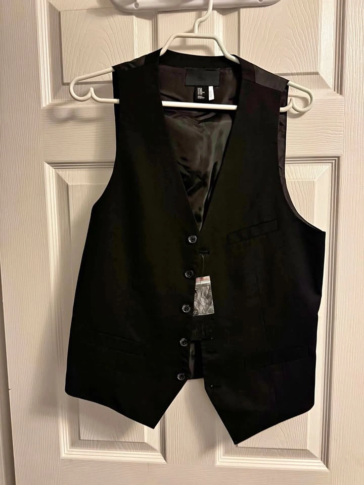 Men’s H&M Formal 3pc Suit Vest - BNWT - Size 38R