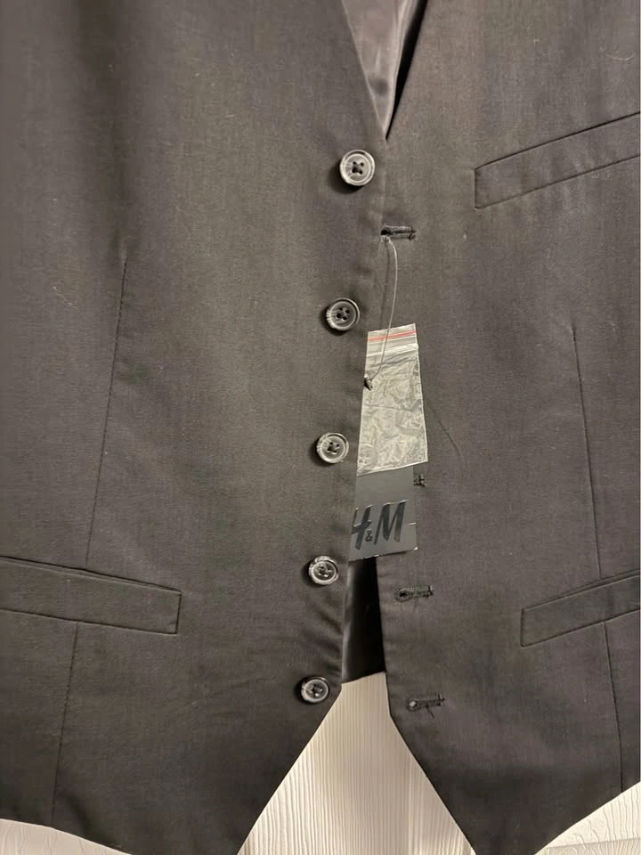 Men’s H&M Formal 3pc Suit Vest - BNWT - Size 38R - photo 2