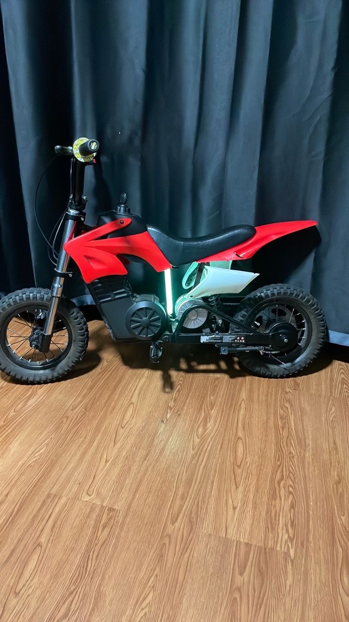Isinwheel dirtbike