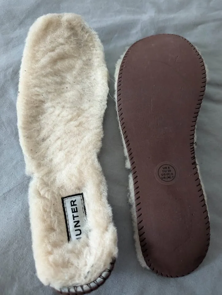 HUNTER Rain Boots Size US 8 W w/Insole & Socks image indicator(6)