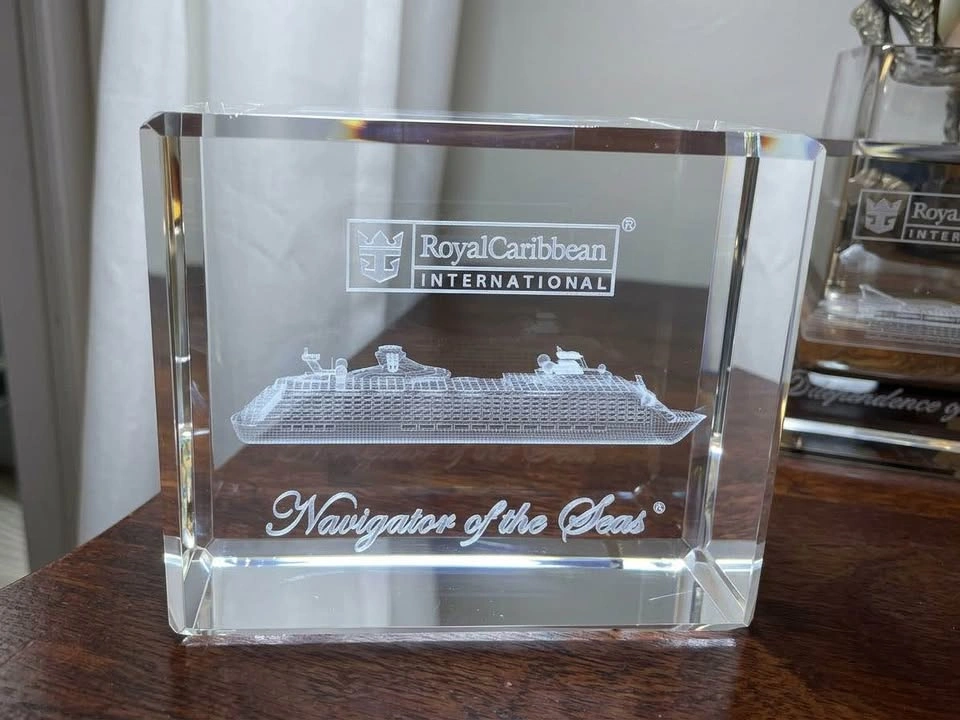 Royal Caribbean Navigator of the Seas 3D Crystal Block - photo 2