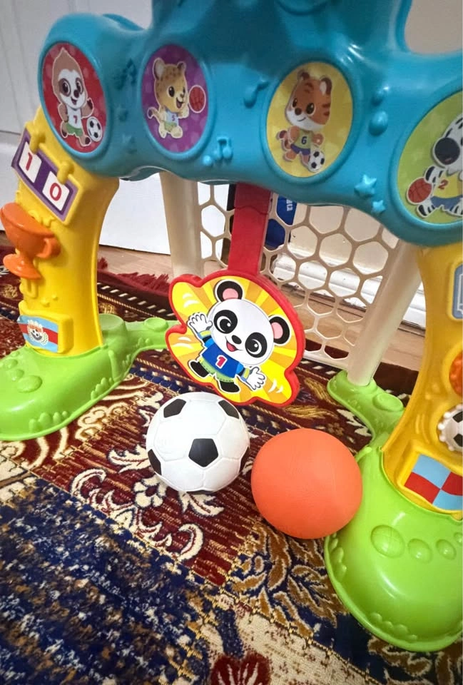 Moving Sale - Vtech 2 in 1 sports center - photo 2