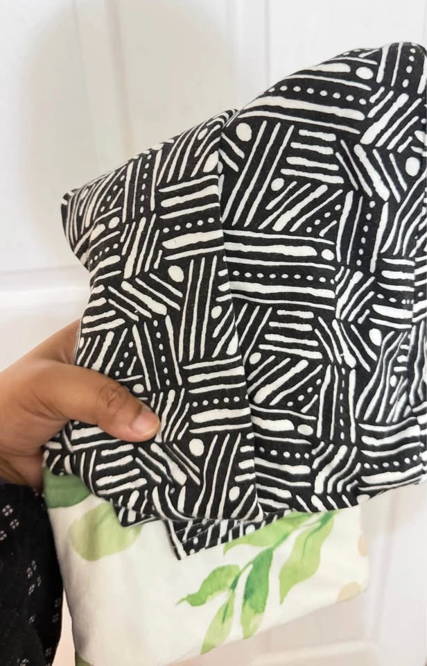Infant car seat cover/breastfeeding cover - photo 2