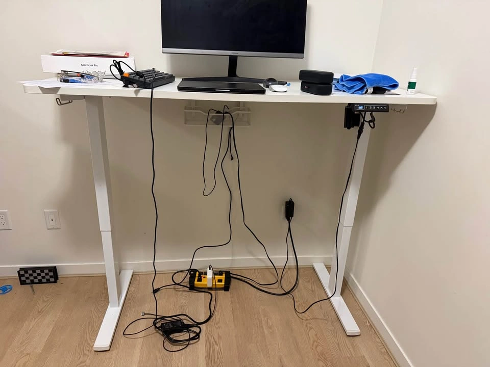 VIVO Electric Standing Desk - photo 3