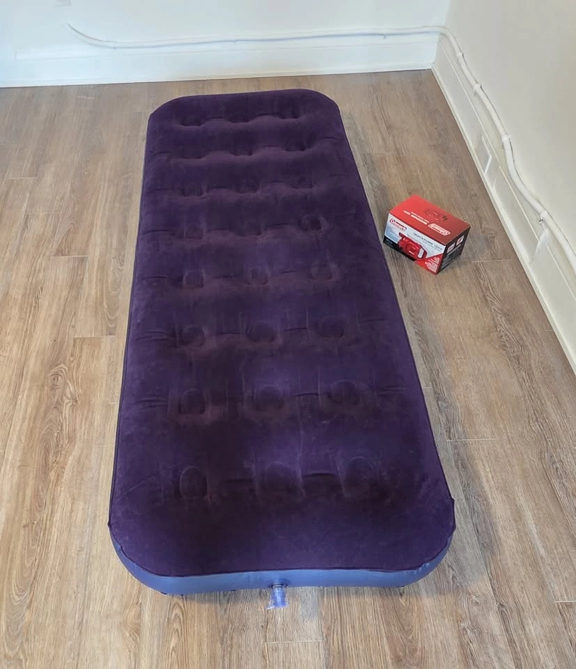 Mountain Warehouse Single Air Bed Mattress + Coleman Electric Pu - photo 4