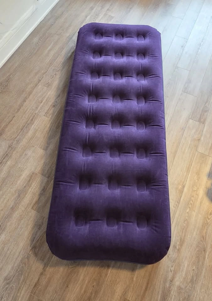 Mountain Warehouse Single Air Bed Mattress + Coleman Electric Pu - photo 5