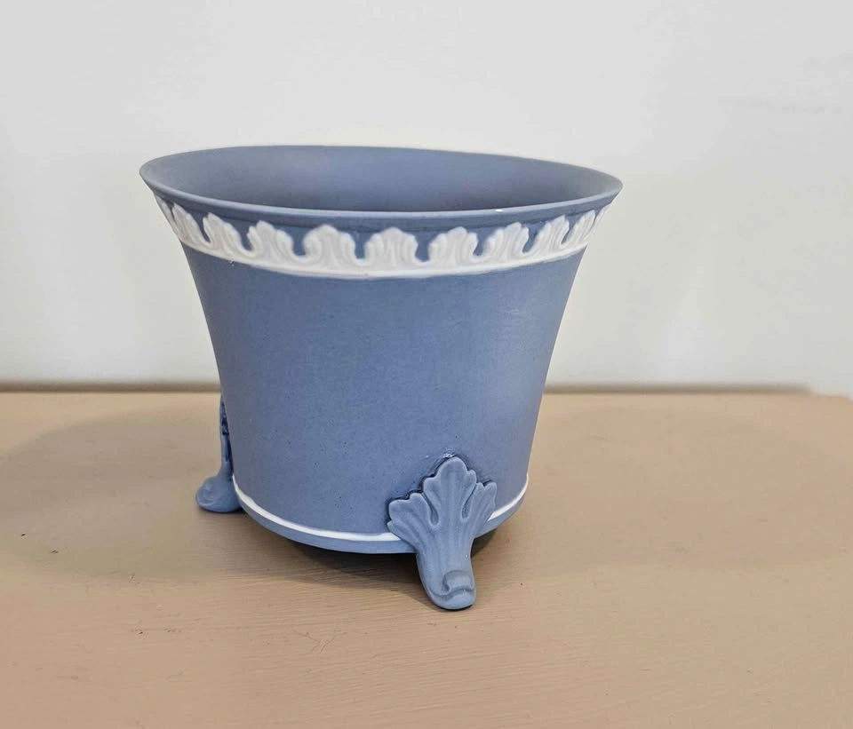 Vintage Neoclassical Jasperware Footed Planter Posey Pot - photo 4