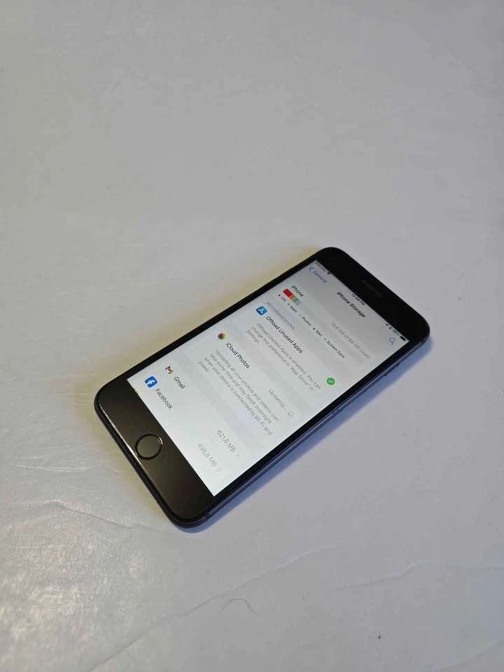 Apple iPhone 8 Plus 'Space Gray' 64GB AT&T - photo 2