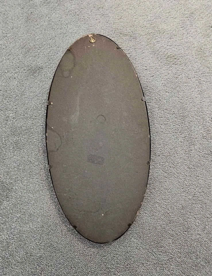 Vintage Oval "Young Mother" Art - photo 2