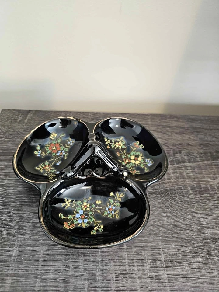 Vintage Japanese 3-section divided dish