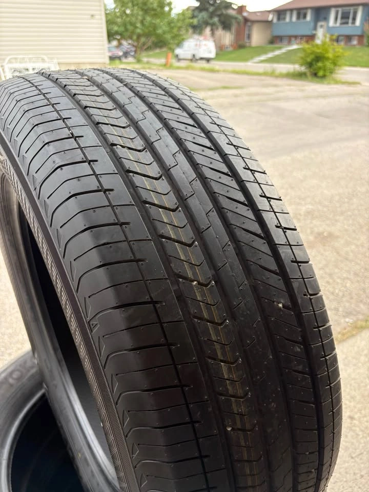 (4) 265/60R20 Yokohama Geolander All Season Tires! - photo 2