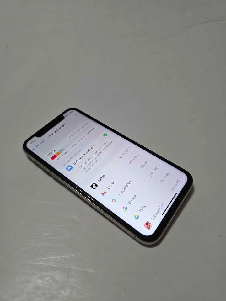 Apple iPhone X Silver 64GB T-Mobile - photo 2