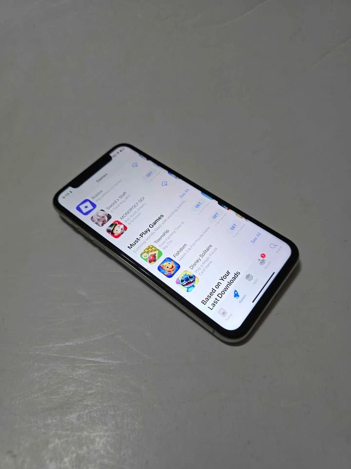 Apple iPhone X Silver 64GB T-Mobile - photo 4