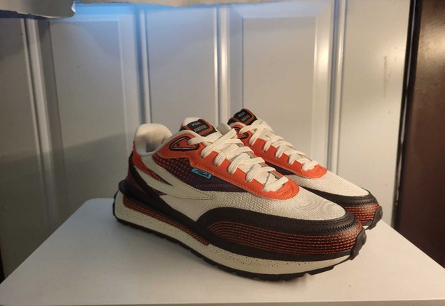 Fila shoes size 10.5 - photo 2