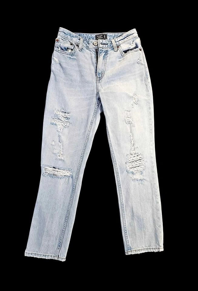 Abercrombie & Fitch Light Wash Distressed Cropped Jeans