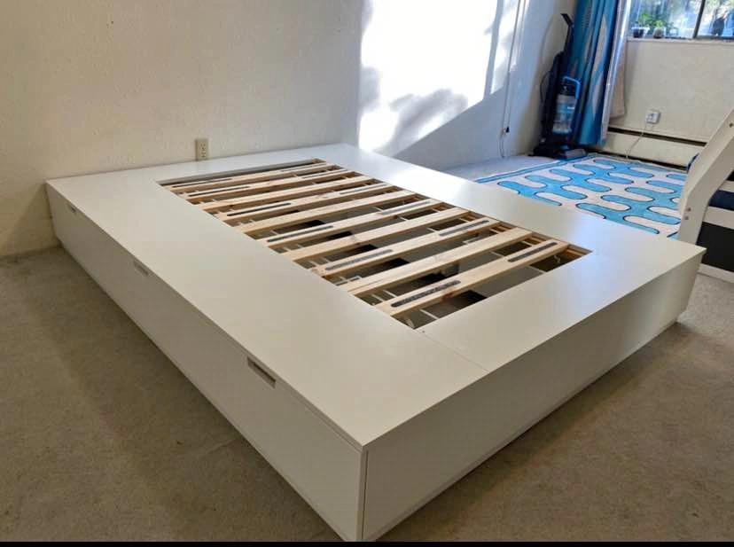 NORDLI queen Bed with 6 hydraulic drawers