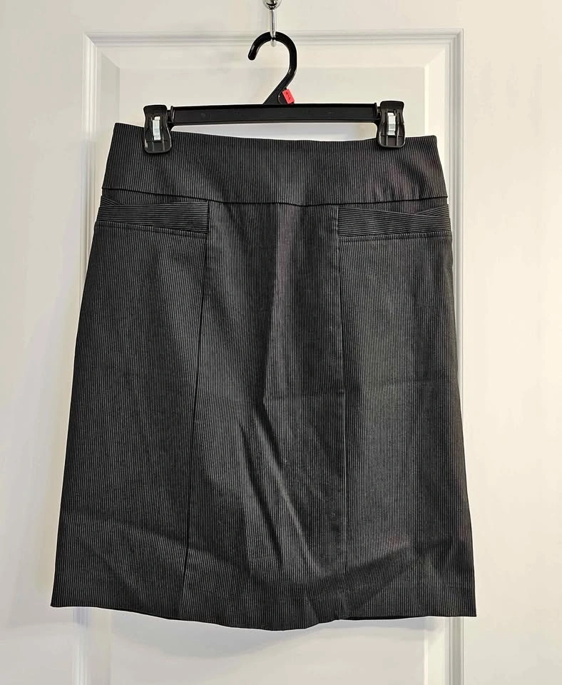 Reitmans Black Pencil Skirt