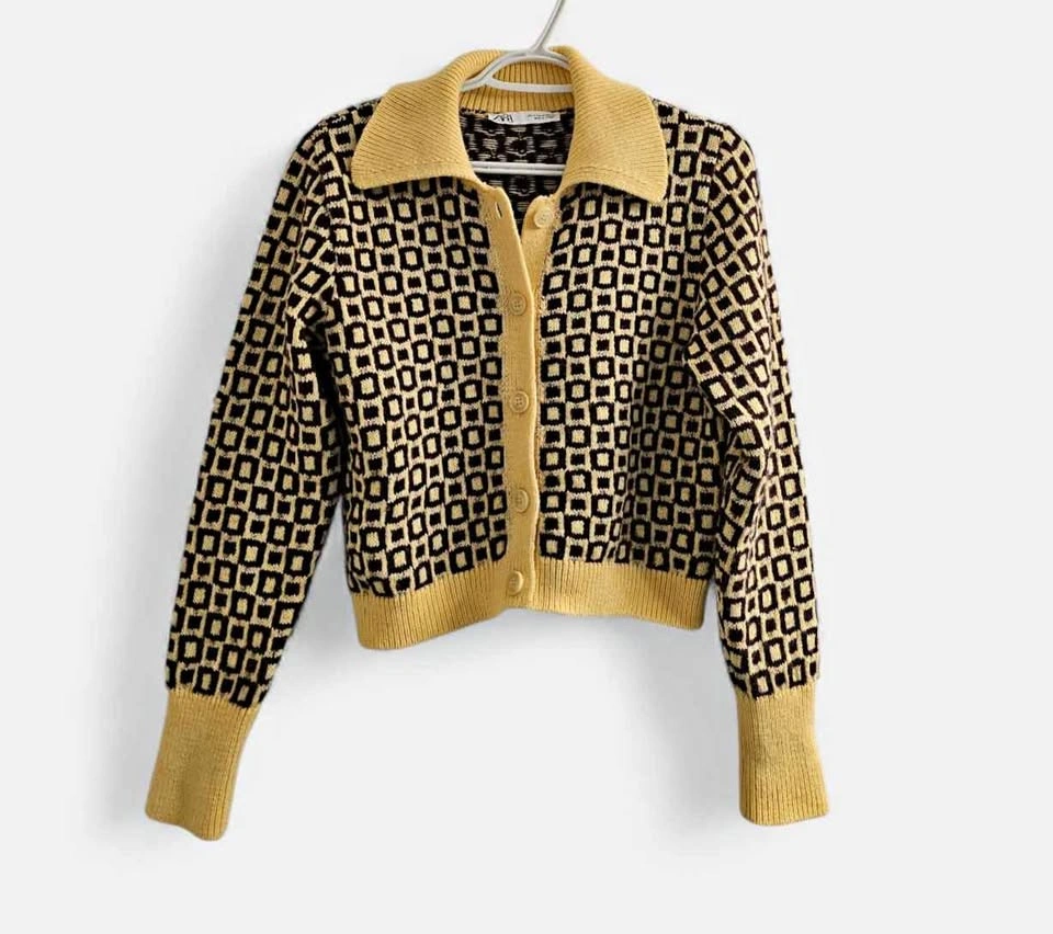 Geometric Patterned Sweater in Brown and Yellow