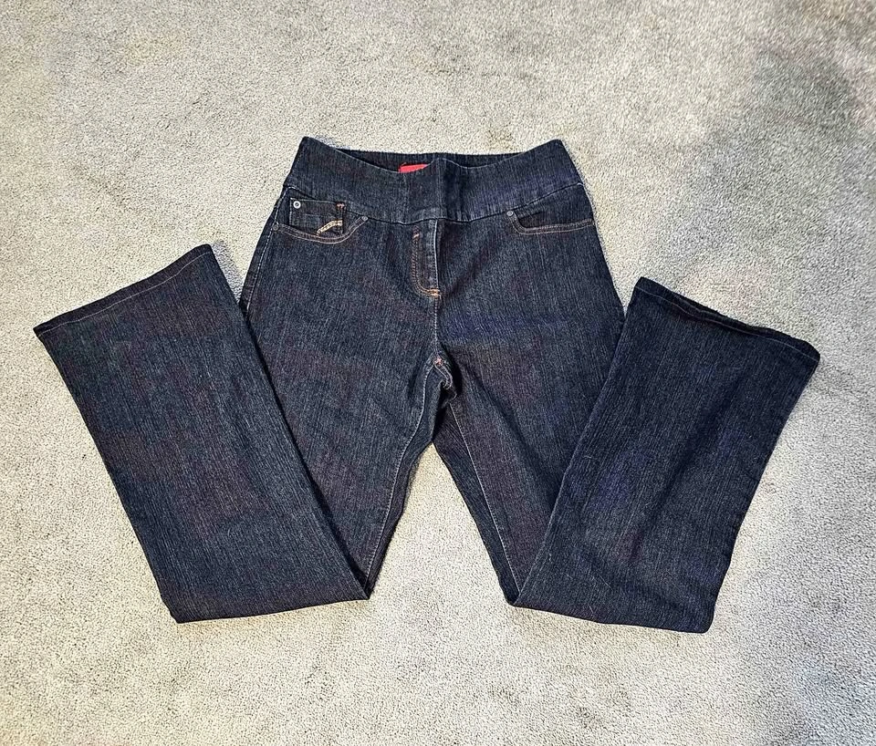 Reitmans Contrast Darkest Blue Flare Jeans