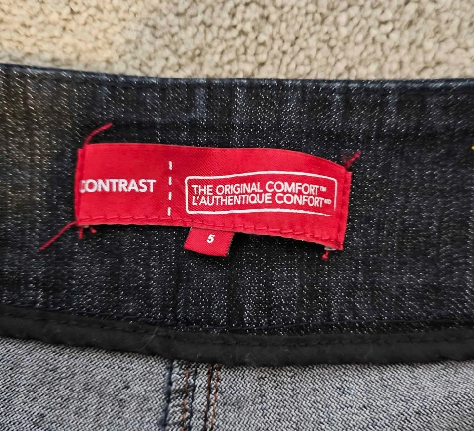 Reitmans Contrast Darkest Blue Flare Jeans - photo 3