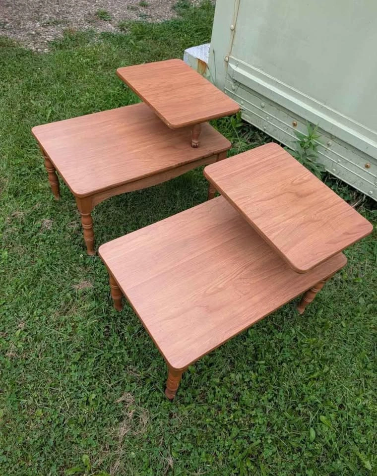 Pair Vintage 2-Tier Mid-Century Modern End Tables - photo 3