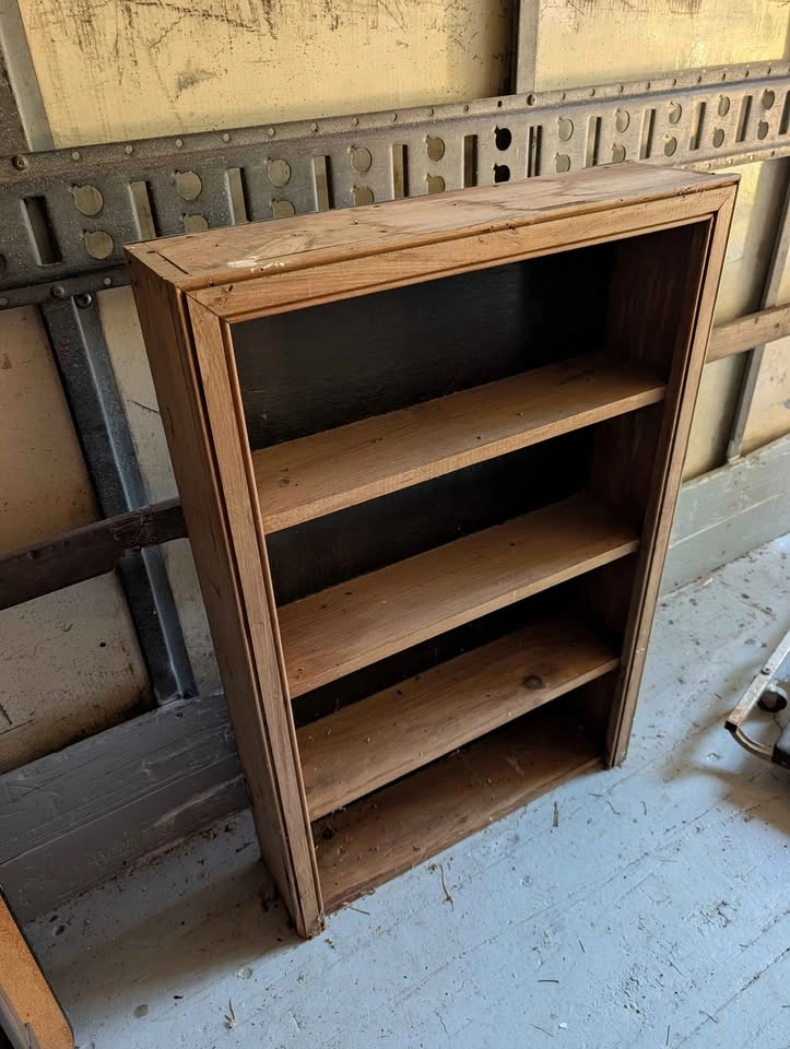 Wooden shelf, book shelf - photo 2