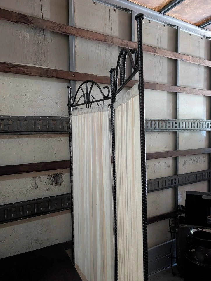 3 panel metal French privacy screen - photo 3