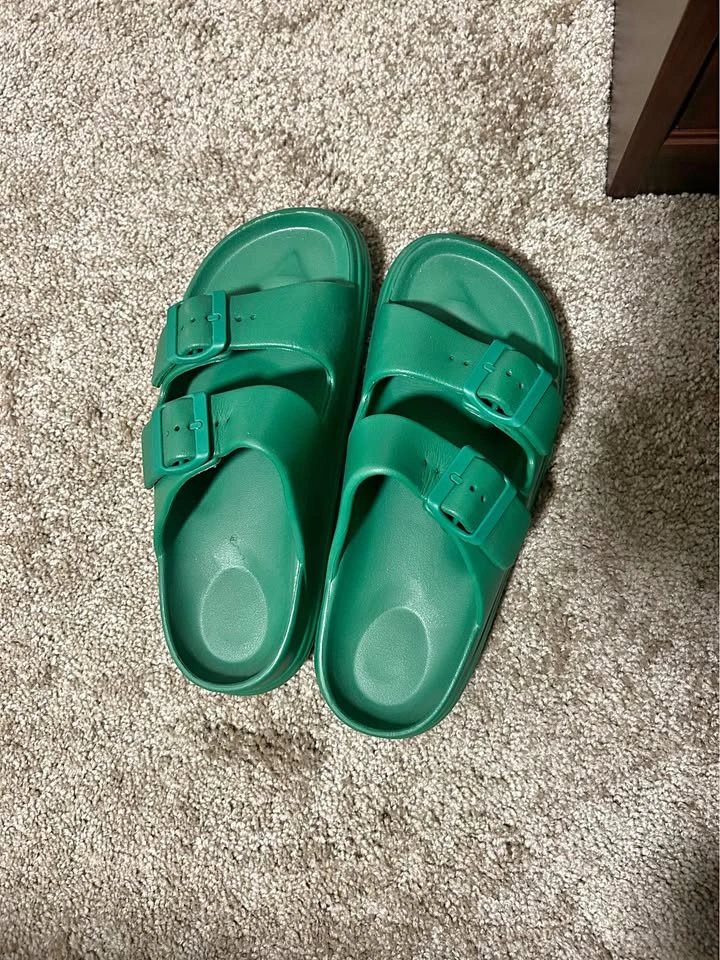 Green Double Buckle Slides size 7