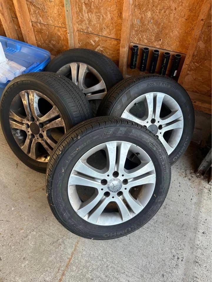 Mercedes-Benz 16" Wheels with 205/55 R16 Tires - photo 3