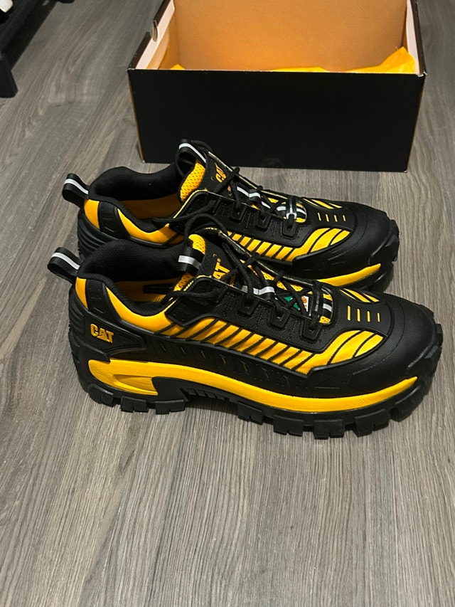 Brand New CAT Invader Mecha CSA Work Shoes 10.5 - photo 2
