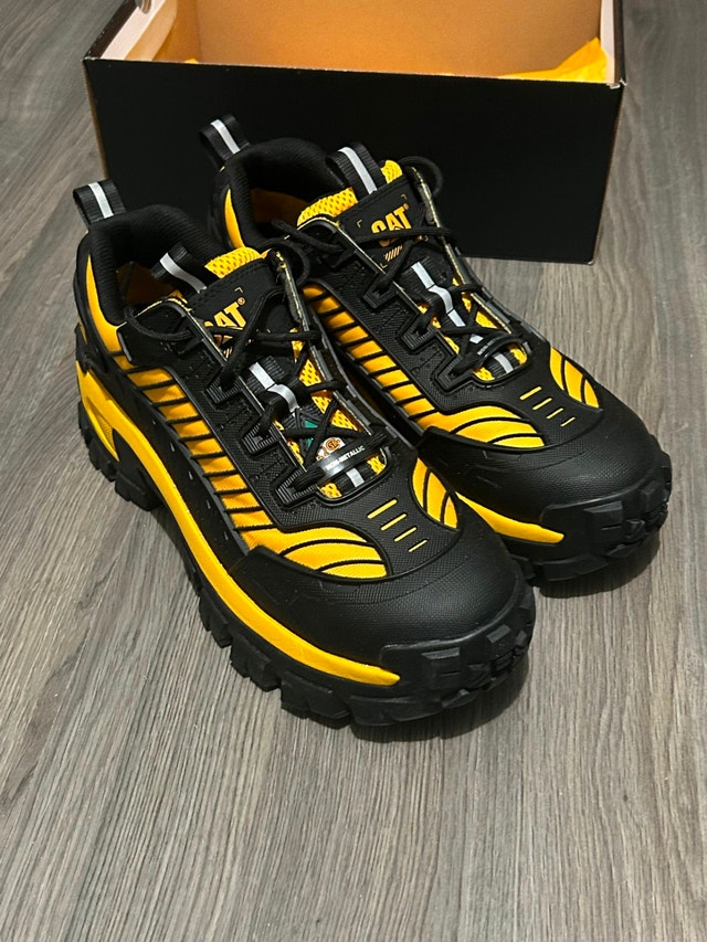 Brand New CAT Invader Mecha CSA Work Shoes 10.5