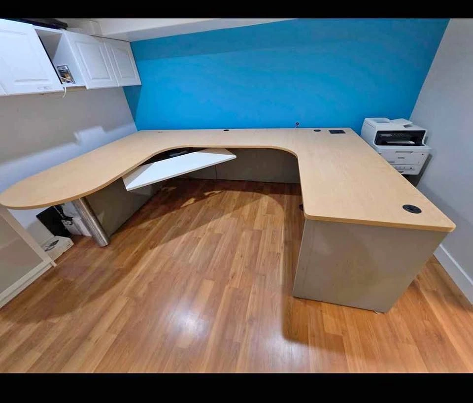 Massive U shaped desk