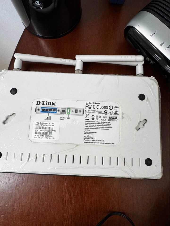 Internet modem and routers - photo 3