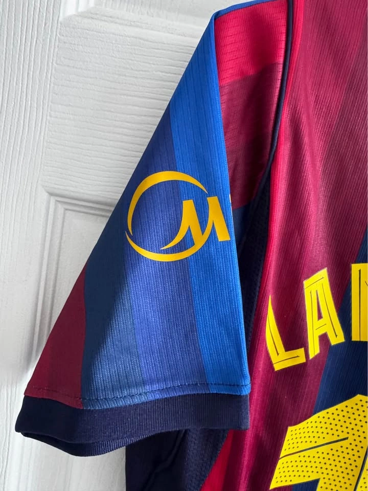 Barcelona FC Lamine Yamal Jersey BNWT - S - photo 5