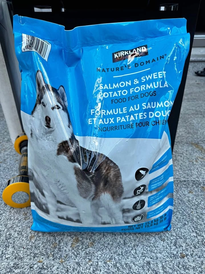 Kirkland Dog Food 15.8kg (35 lb) - Brand New (exp 15 JUN 2027)