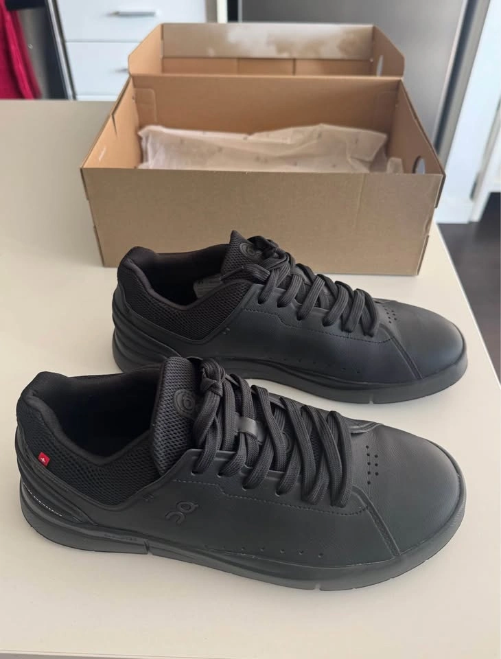 On The Roger Shoes - BNIB Men’s Size 8.5 - photo 2