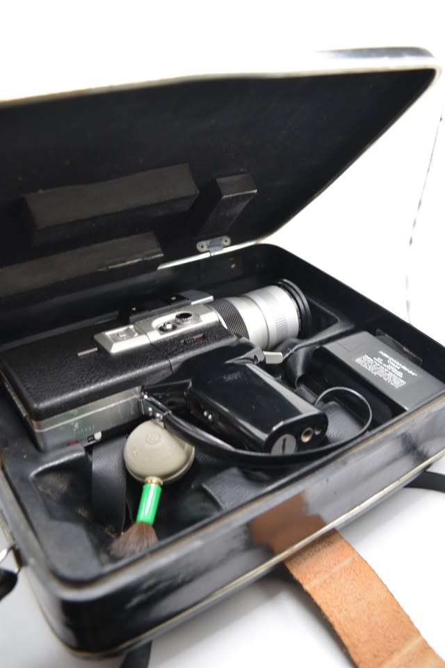 Canon Auto Zoom 518 – Super 8 Film Camera With Case - photo 2