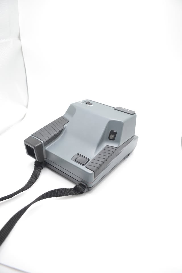 Polaroid Impulse – Instant Film Camera With Film - photo 3