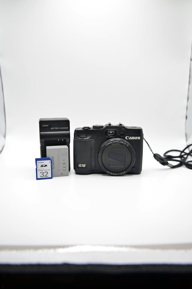 Canon PowerShot G16 - Compact Digital Camera