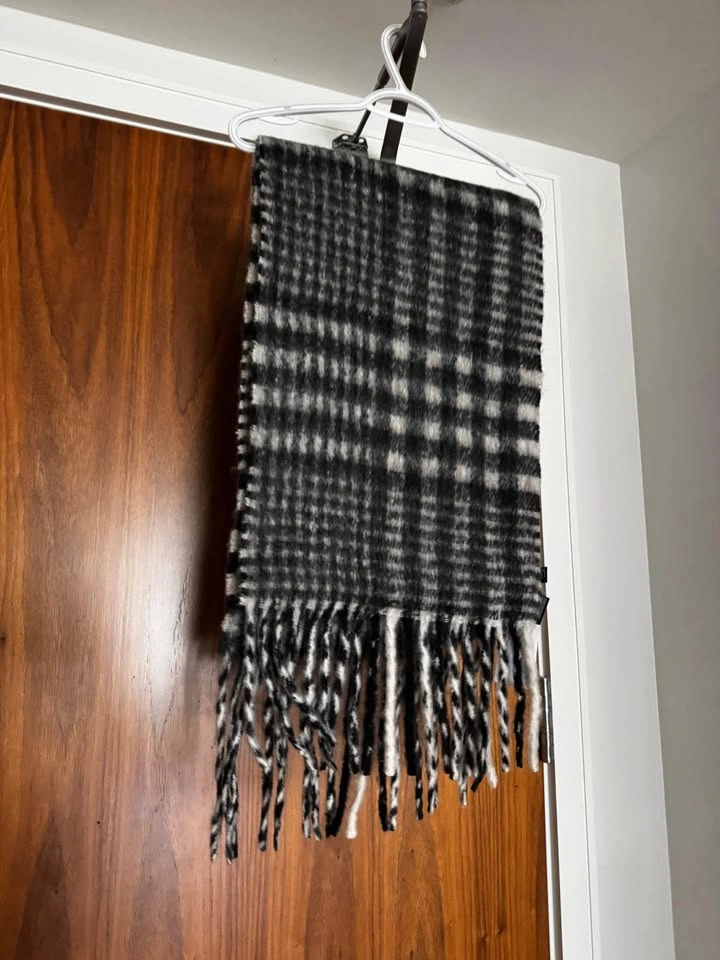 H&M Large Scarf - BNWT - photo 5